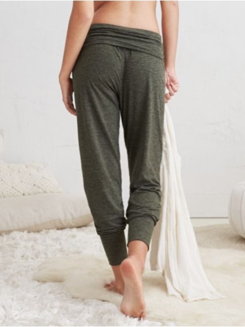 Aerie Offline High Waisted Tapered Space Dye Yoga Joggers Green Size Small